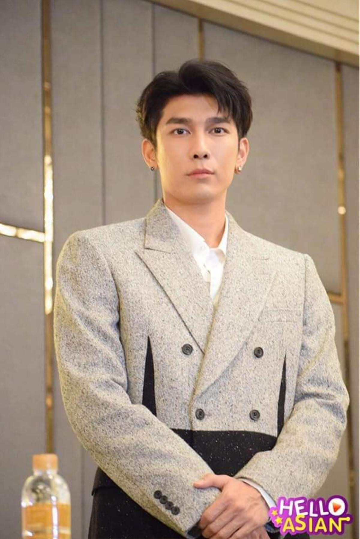 Mew Suppasit tổ chức họp báo để xin lỗi về lùm xùm 'đạo' MV vừa qua Ảnh 1