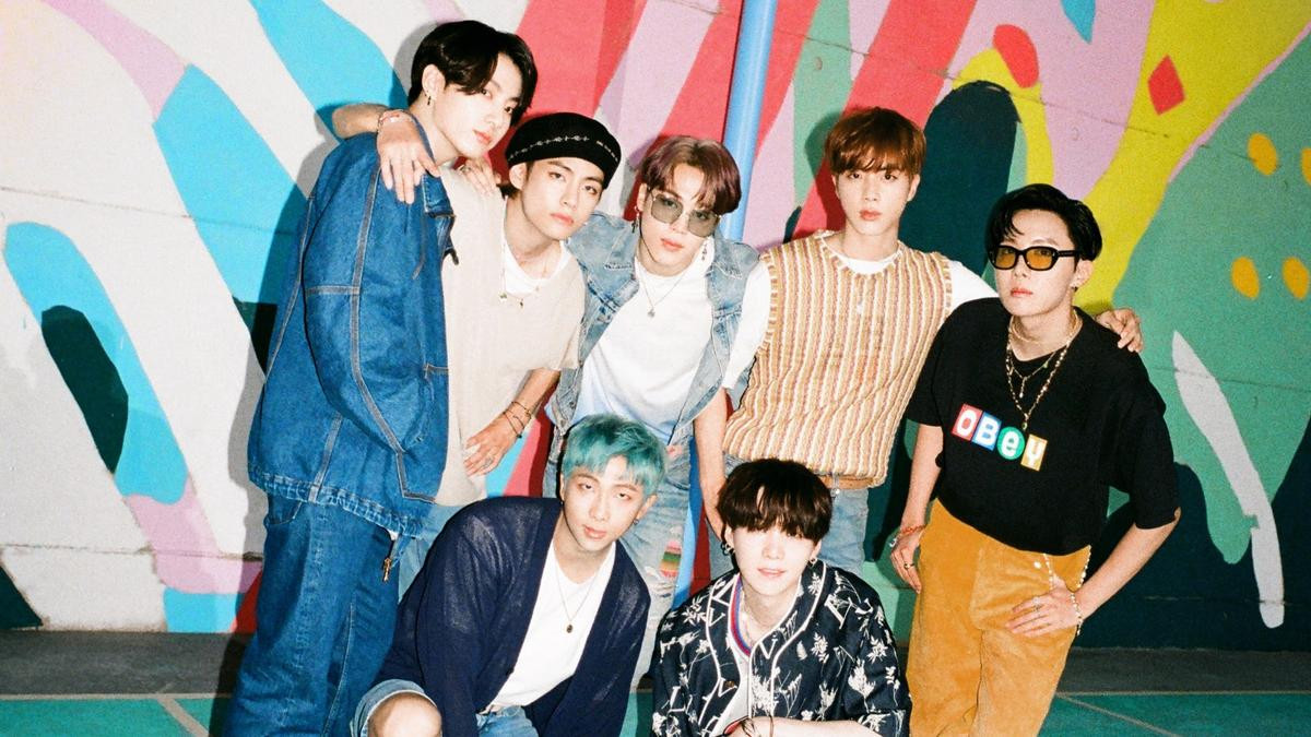 BTS được Billboard vinh danh là 'Ngôi sao nhạc Pop vĩ đại nhất 2020', đứng cho hàng với loạt tên tuổi lớn Ảnh 1