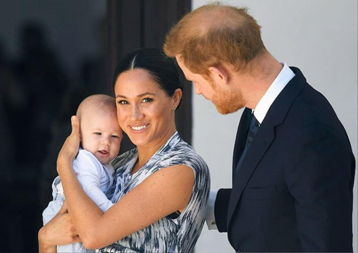 Harry và Meghan thấy buồn vì bị Nữ hoàng 'hắt hủi' trước khi rời hoàng gia Ảnh 3