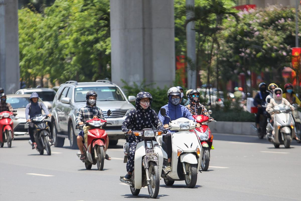 Dự báo thời tiết hôm nay và ngày mai 11/3: Nam bộ nắng nóng, lượng tia UV ở mức nguy hại Ảnh 1