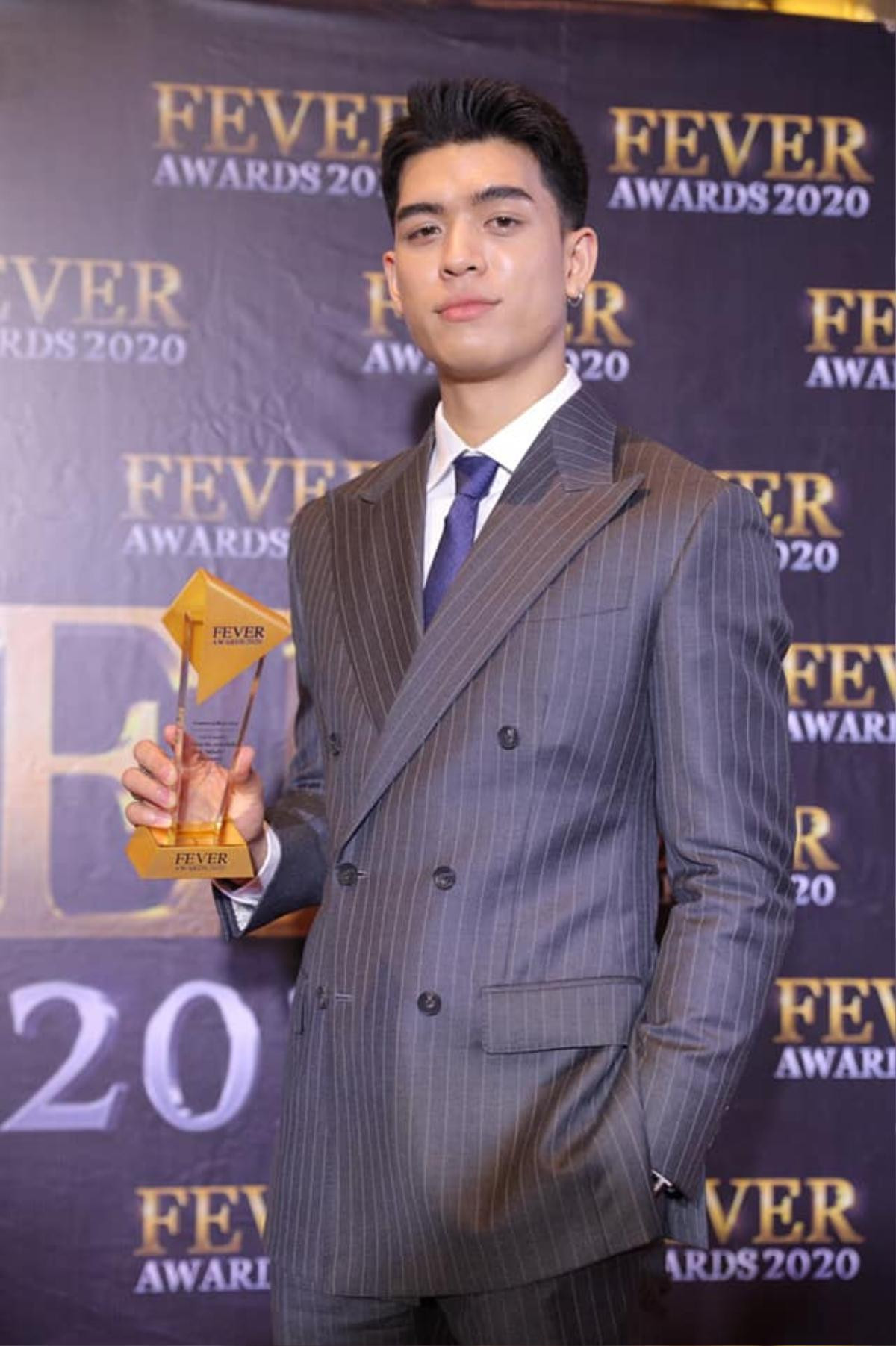 'Fever Awards 2020': Không phải Bright - Win, Ohm - Fluke giành giải 'Cặp đôi đẹp nhất năm 2020'. Ảnh 6