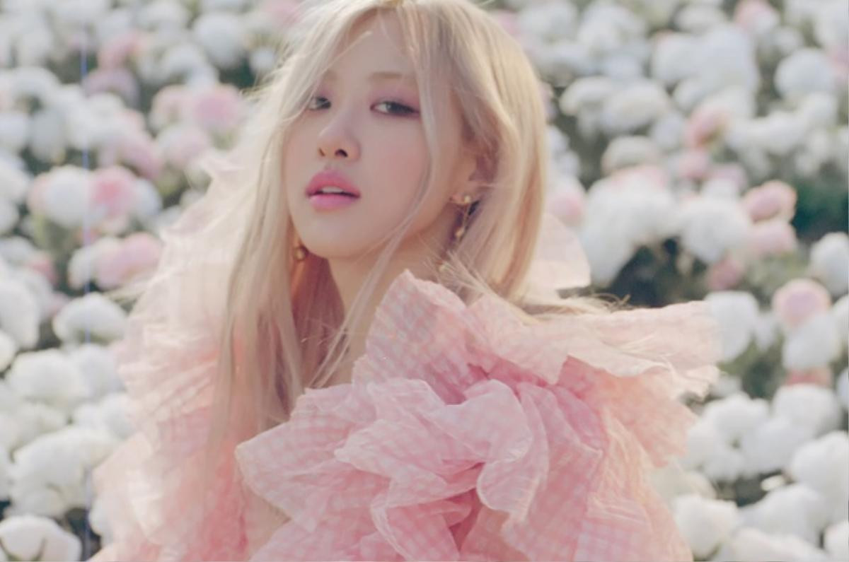 Rosé nói về việc ra mắt solo: Sự ủng hộ từ các thành viên BlackPink và hơn thế nữa Ảnh 3