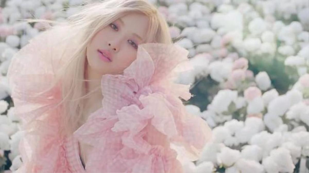 Rosé nói về việc ra mắt solo: Sự ủng hộ từ các thành viên BlackPink và hơn thế nữa Ảnh 1