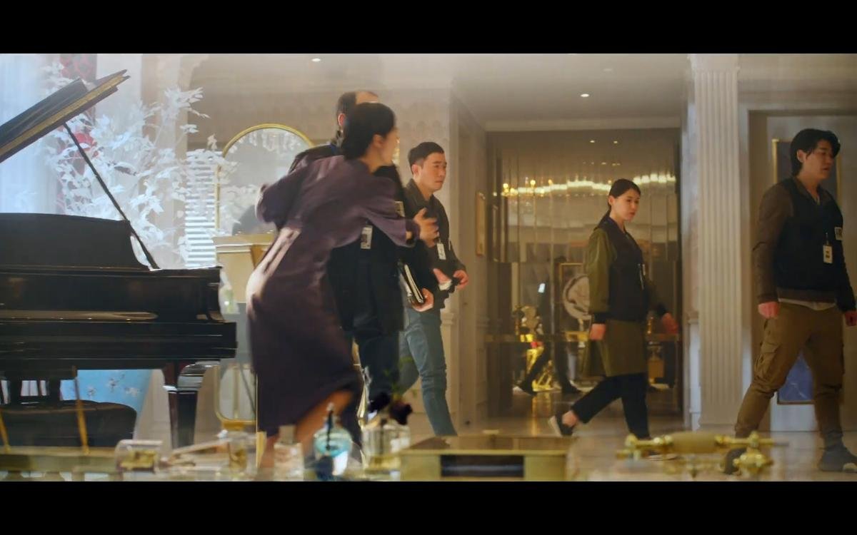 Preview tập 8 'Penthouse 2': Yoon Hee và Logan xác nhận Shim Soo Ryeon còn sống? Ảnh 14