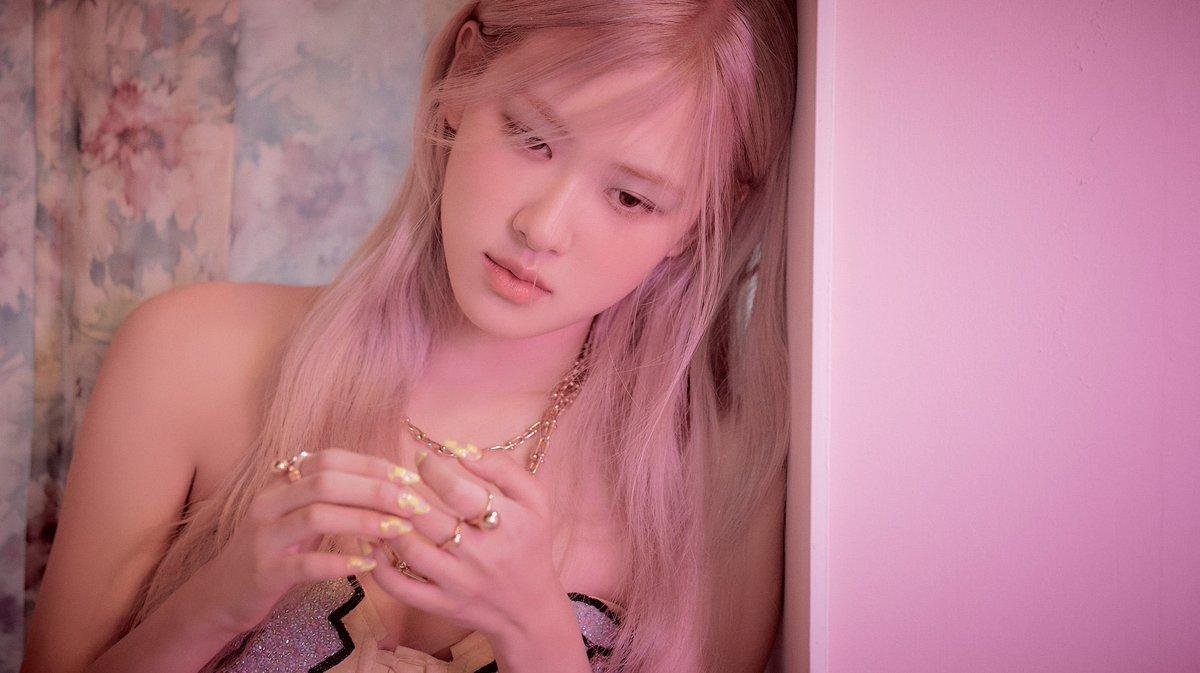 Rosé (BLACKPINK) càn quét các bảng xếp hạng iTunes trên toàn cầu với ca khúc solo Debut Ảnh 2