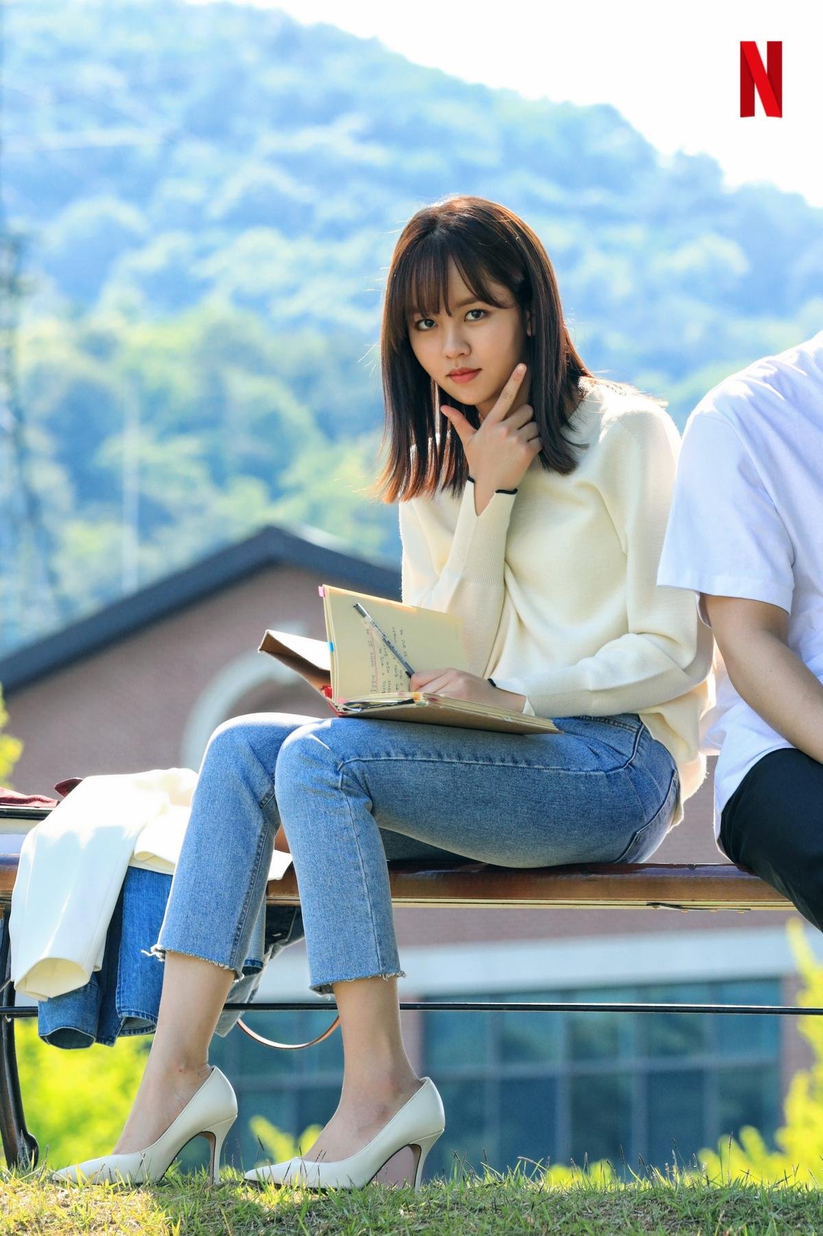 'Love Alarm 2': Sau tất cả Kim So Hyun chỉ là nữ phụ trong chuyện tình của Song Kang và Jung Ga Ram Ảnh 1