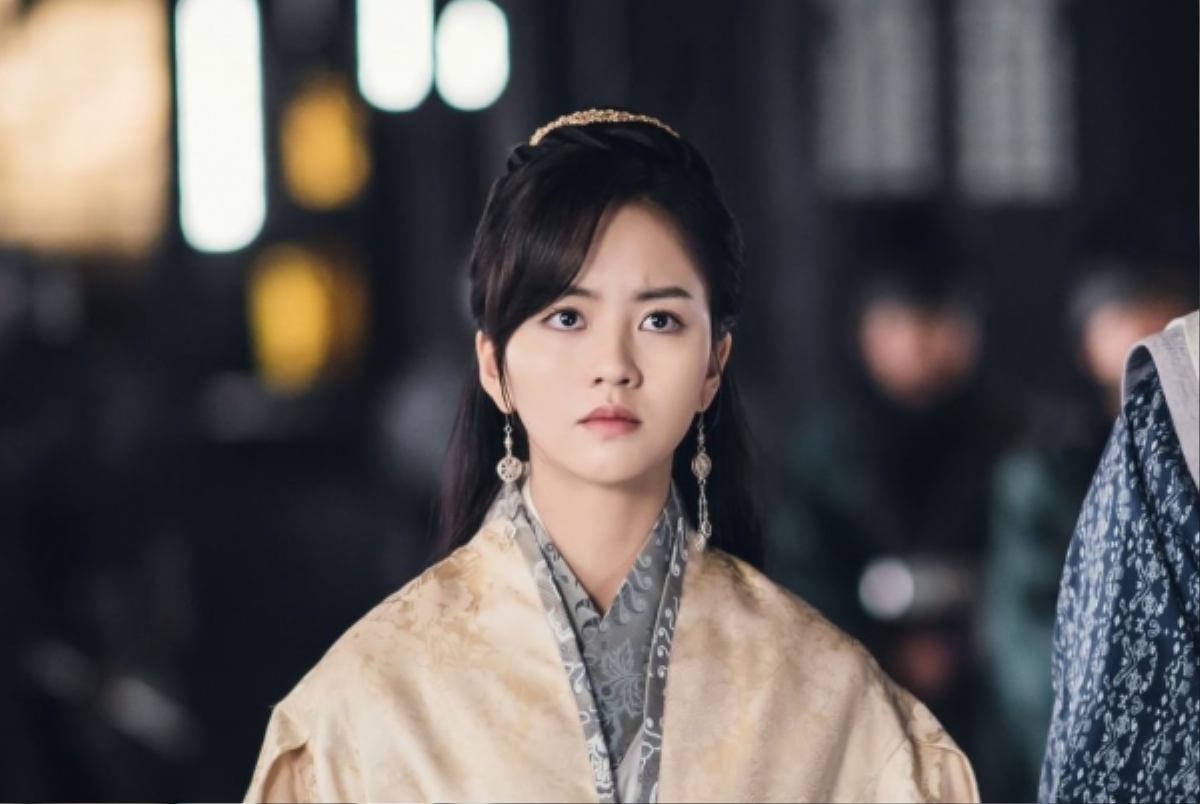 'Sông đón trăng lên': Kim So Hyun công khai Na In Woo là hôn phu 'gạo đã nấu thành cơm' Ảnh 2