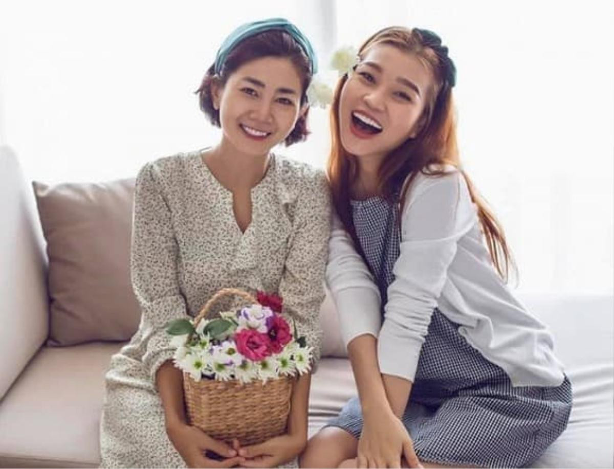 Con gái Mai Phương đi viếng mẹ, lời khấn nguyện khiến ai nghe cũng xúc động Ảnh 4