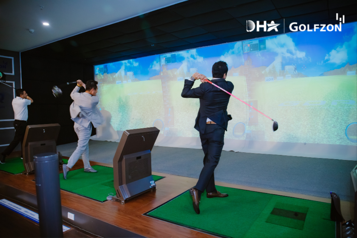 Doanh nhân Đặng Hồng Anh và Golfzon cho ra đời tổ hợp golf giả lập - giải trí ở TPHCM Ảnh 2