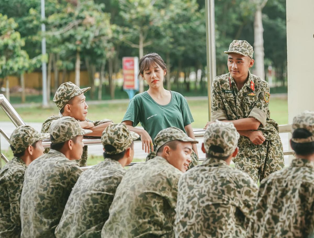 Hậu Hoàng viết tâm thư, 'bật mí' cảm nhận về Mũi trưởng Long Ảnh 2