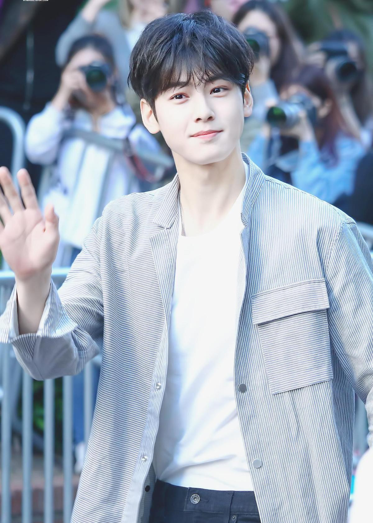 Solbi và Lee Ji Hye cảm thấy khoảng cách thế hệ với Cha Eun Woo (ASTRO) trong 'Master In The House' Ảnh 1