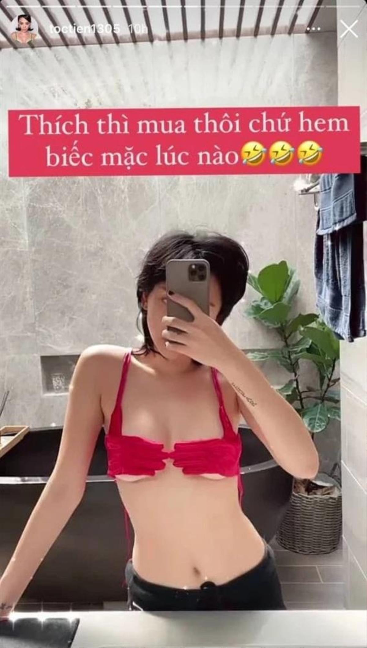 'Đụng độ' bikini với nàng thơ của Sơn Tùng, Tóc Tiên chụp vội cũng quyến rũ hết nấc Ảnh 1