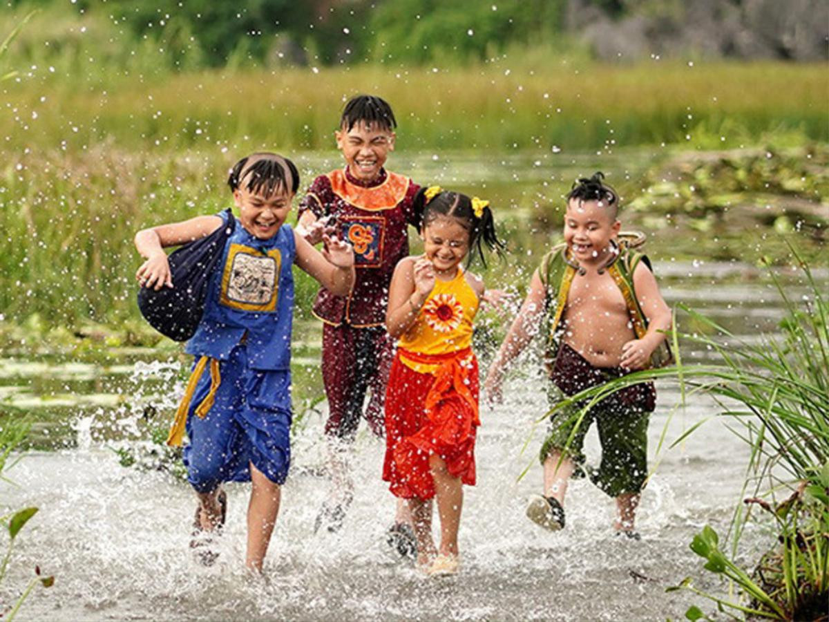 Sau 'Bố Già', phim Việt nào sẽ phá đảo phòng vé tháng 4: Thiên thần hộ mệnh, Lật mặt, 1990 hay Trạng Tí? Ảnh 11