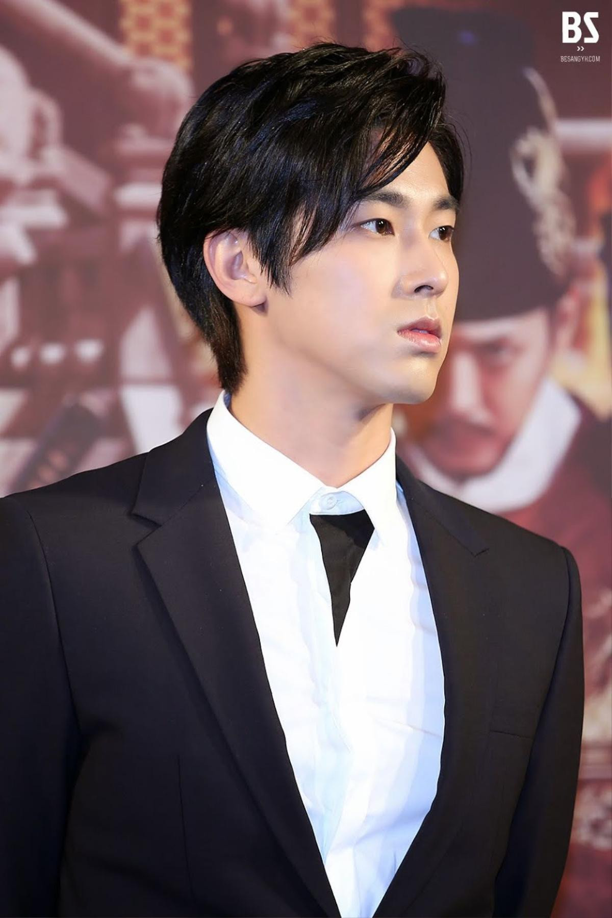 Mnet xác nhận đổi MC, Yunho (TVXQ) rời Kingdom hậu bê bối đi club Ảnh 2