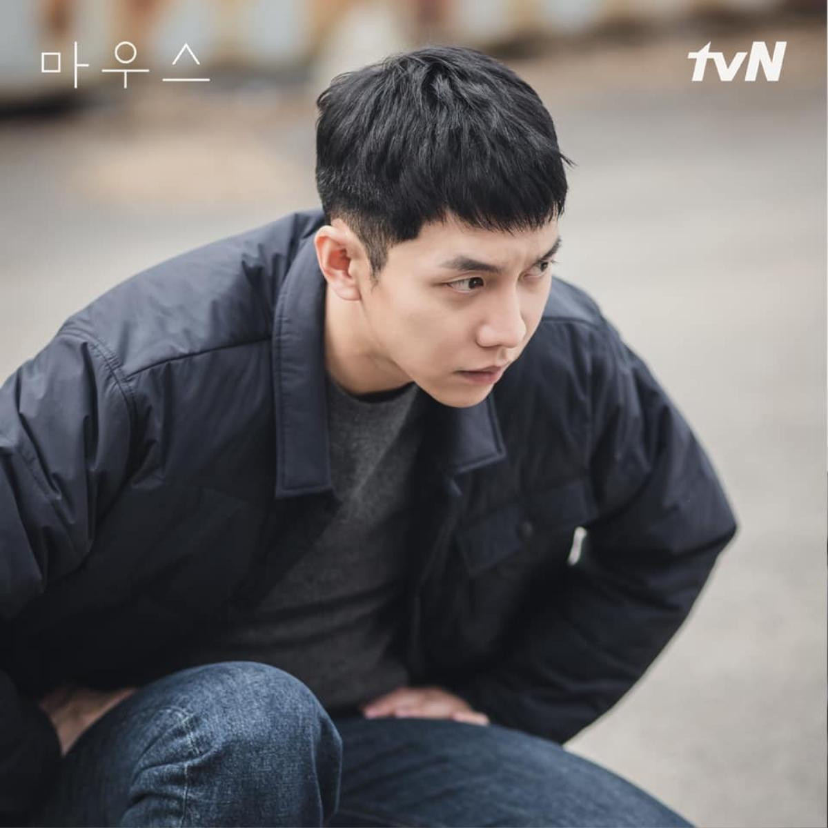 Lee Seung Gi được bố của sát nhân cấy não trong Mouse, tương lai của cảnh sát tân binh sẽ đi về đâu? Ảnh 2