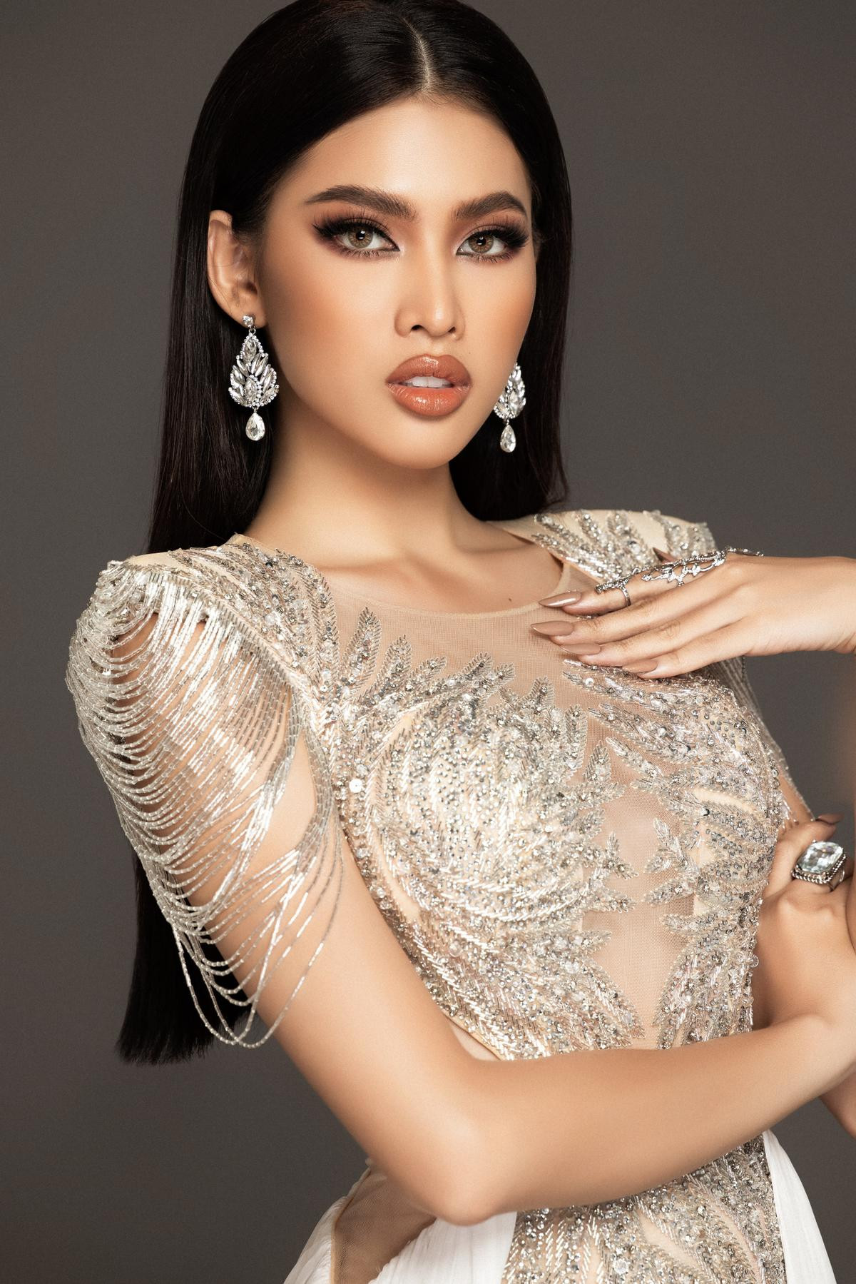 Ngọc Thảo chưa về nước, fan đã sôi sục tìm đại diện thi Miss Grand 2021: Loại ngay Tiểu Vy - Lương Linh? Ảnh 1