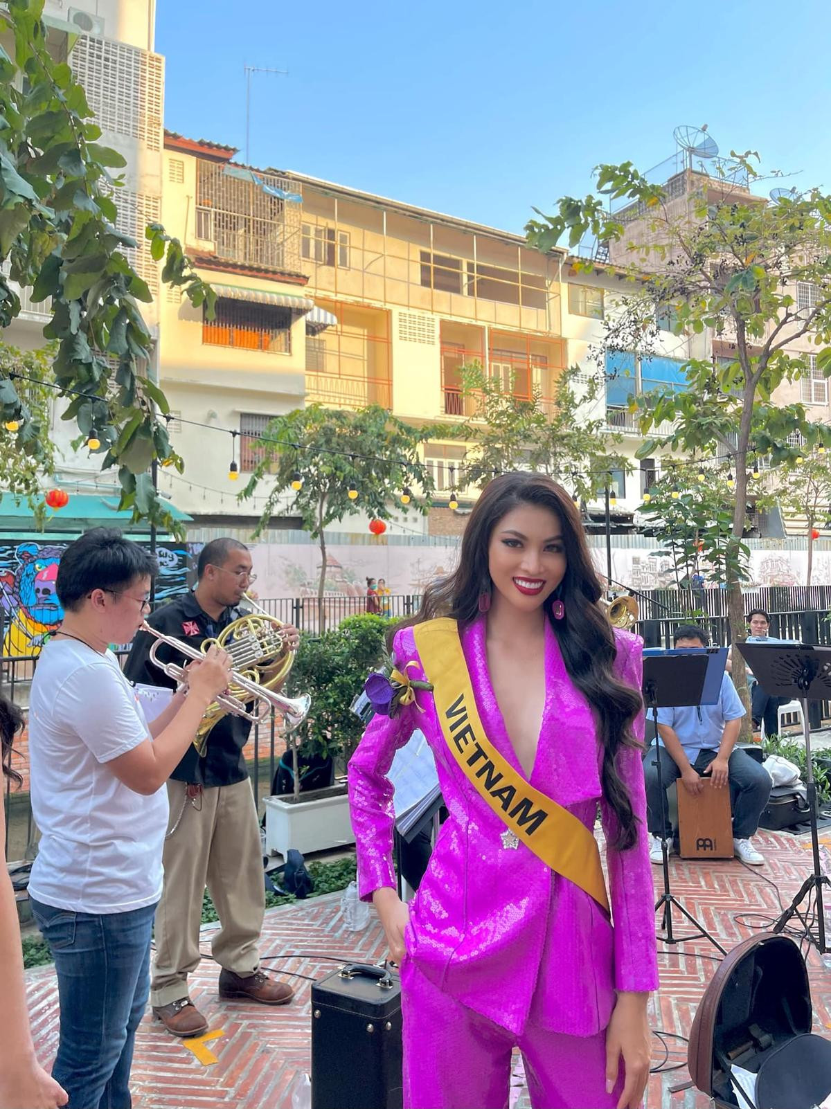 Ngọc Thảo về Việt Nam sau 1 tháng chinh chiến Miss Grand, bắt đầu cách ly 21 ngày tại Đà Nẵng Ảnh 7