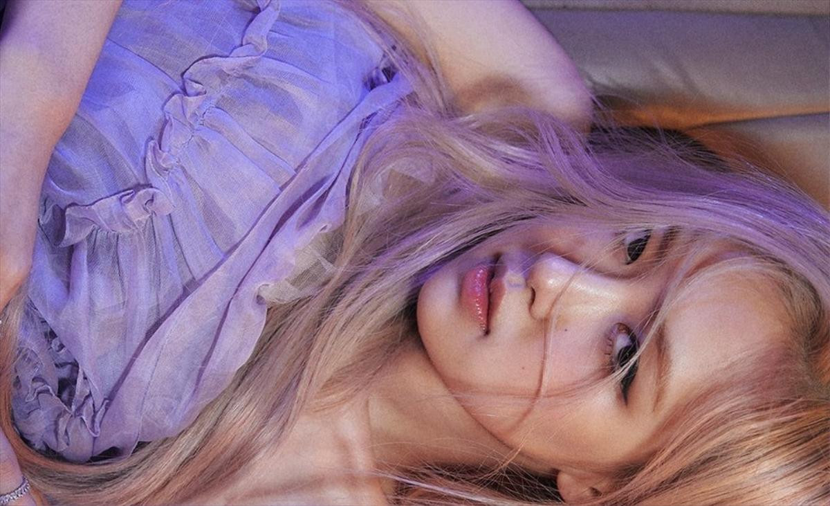 Khán giả biết thêm điều gì về Rosé (BLACKPINK) qua màn debut solo năm 2021? Ảnh 1