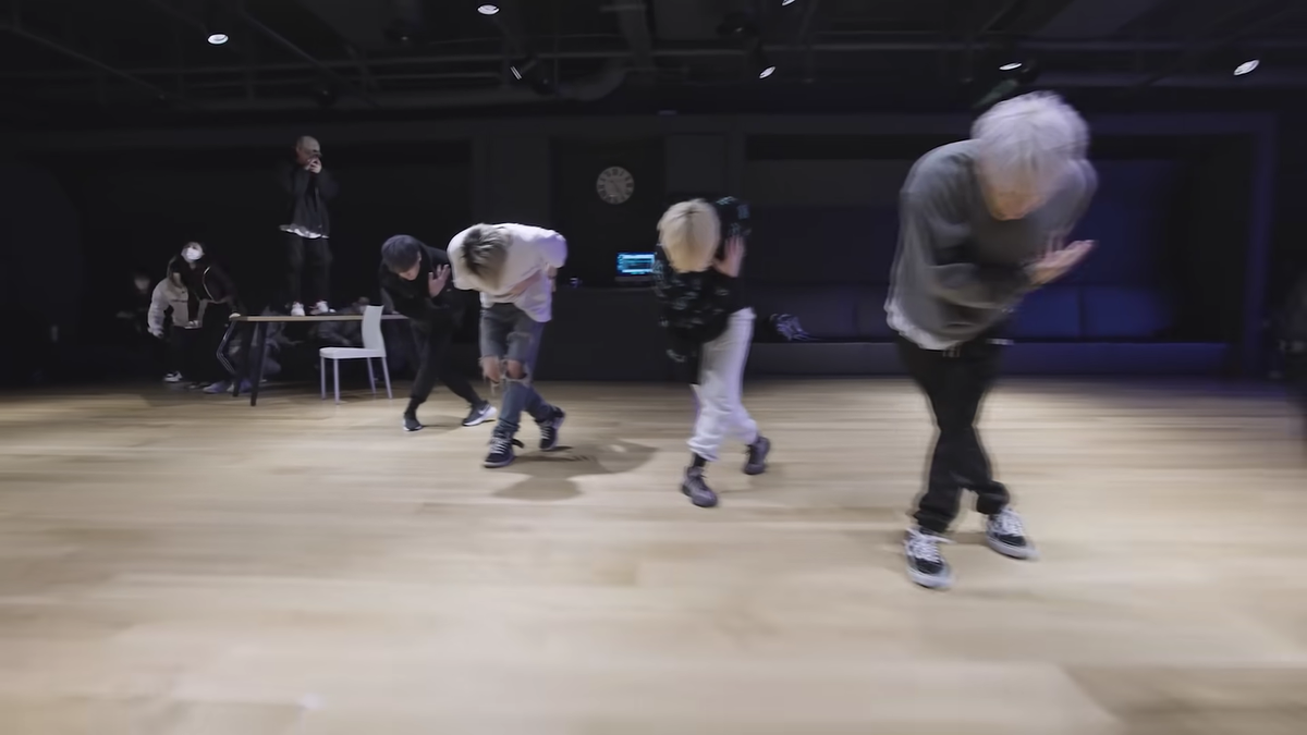 Làm lành chưa được bao lâu, YG đã đăng tải video Dance Practice của iKON nhằm 'khịa' Mnet Ảnh 2