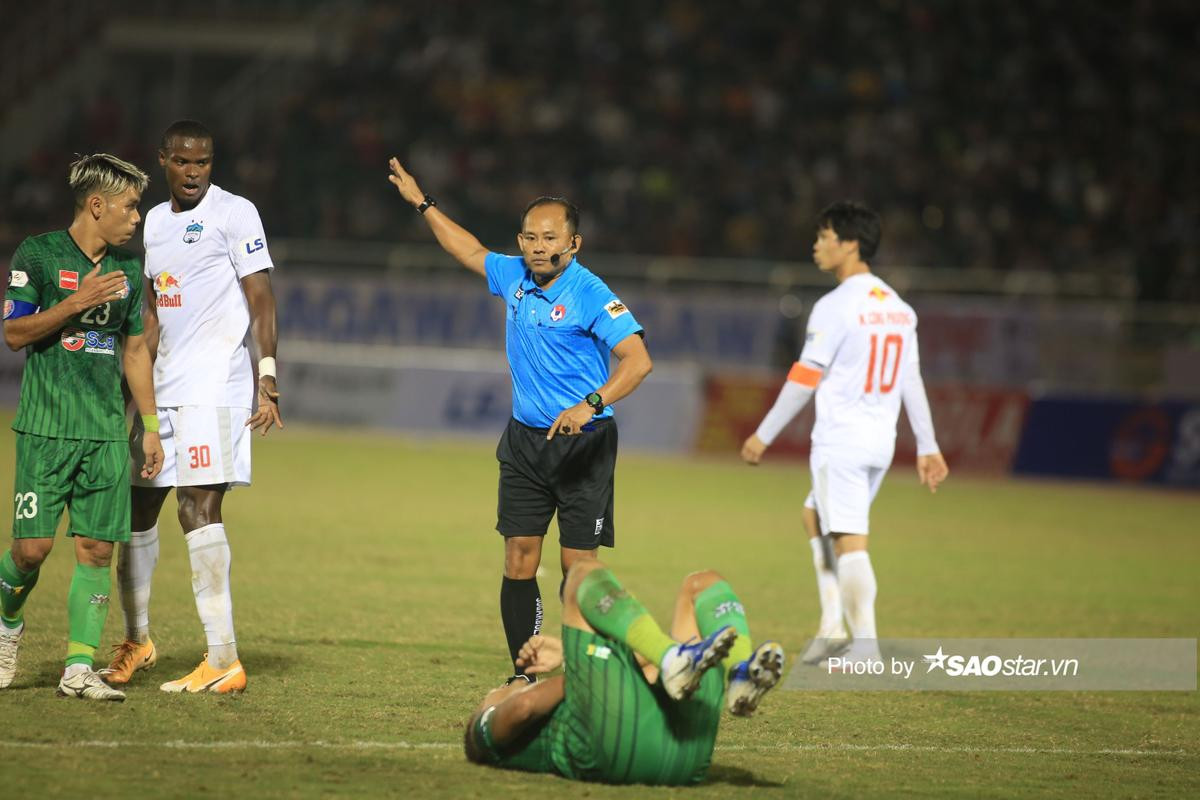 'Người may mắn' của Hà Nội FC cầm còi trận đại chiến với HAGL Ảnh 1