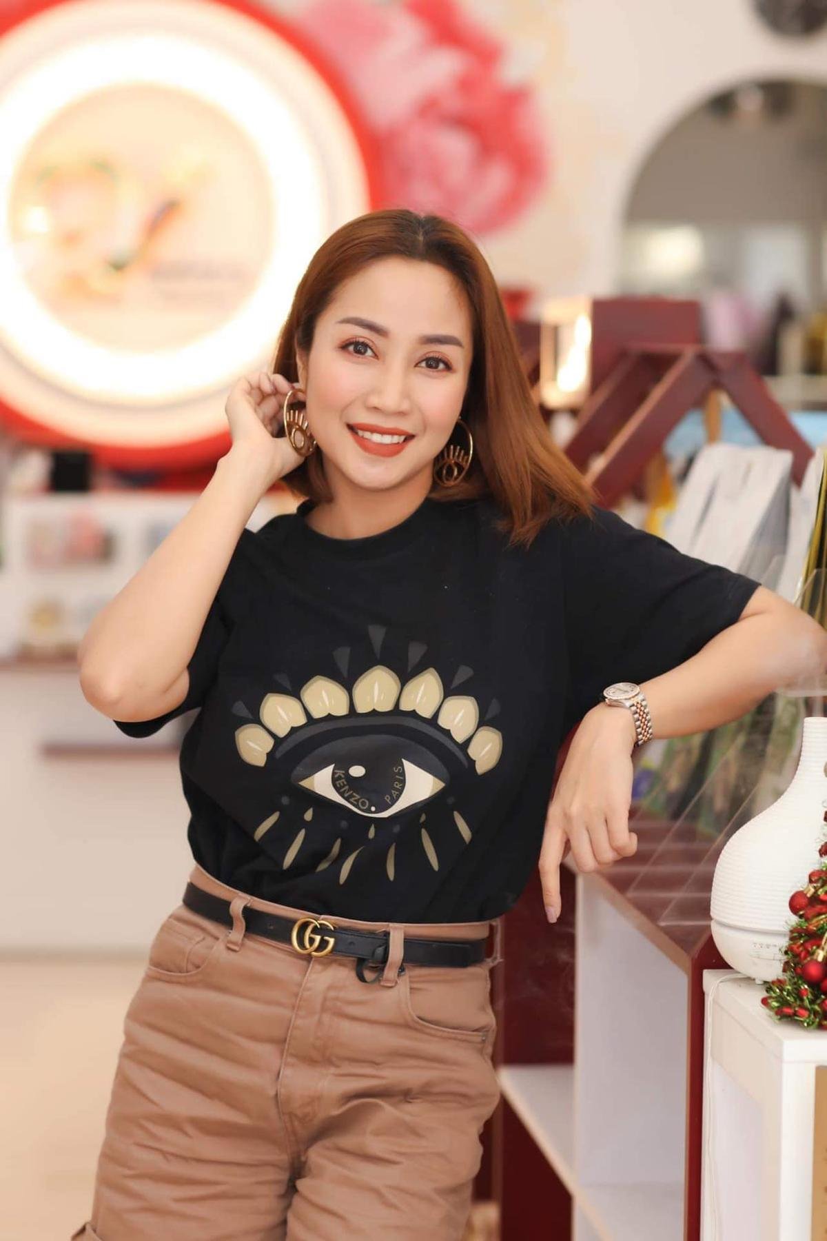 Ốc Thanh Vân: 'Tôi may mắn vì trở lại đúng thời điểm và gặp được người bạn diễn như Võ Thành Tâm' Ảnh 13