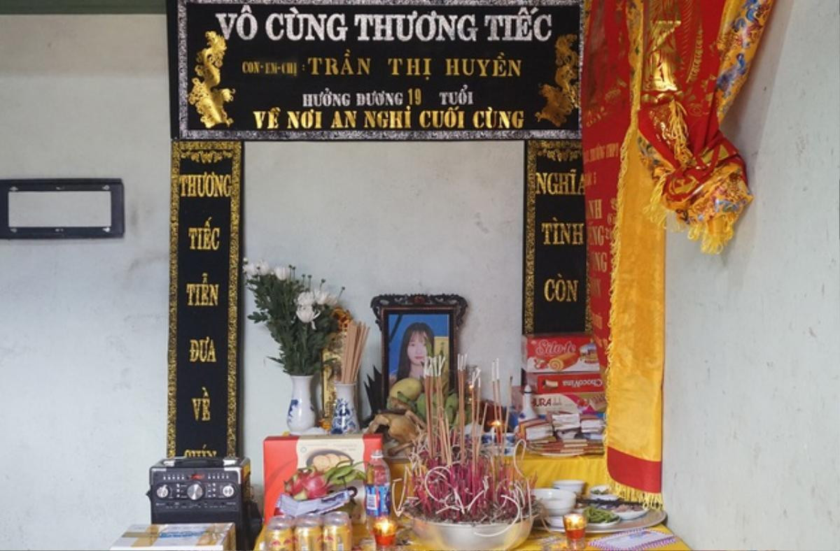 Nhận tin con gái gặp tai nạn tử vong, ông bố đau đớn xin bay về sớm: 'Con gái tôi mất rồi cô ơi'! Ảnh 3