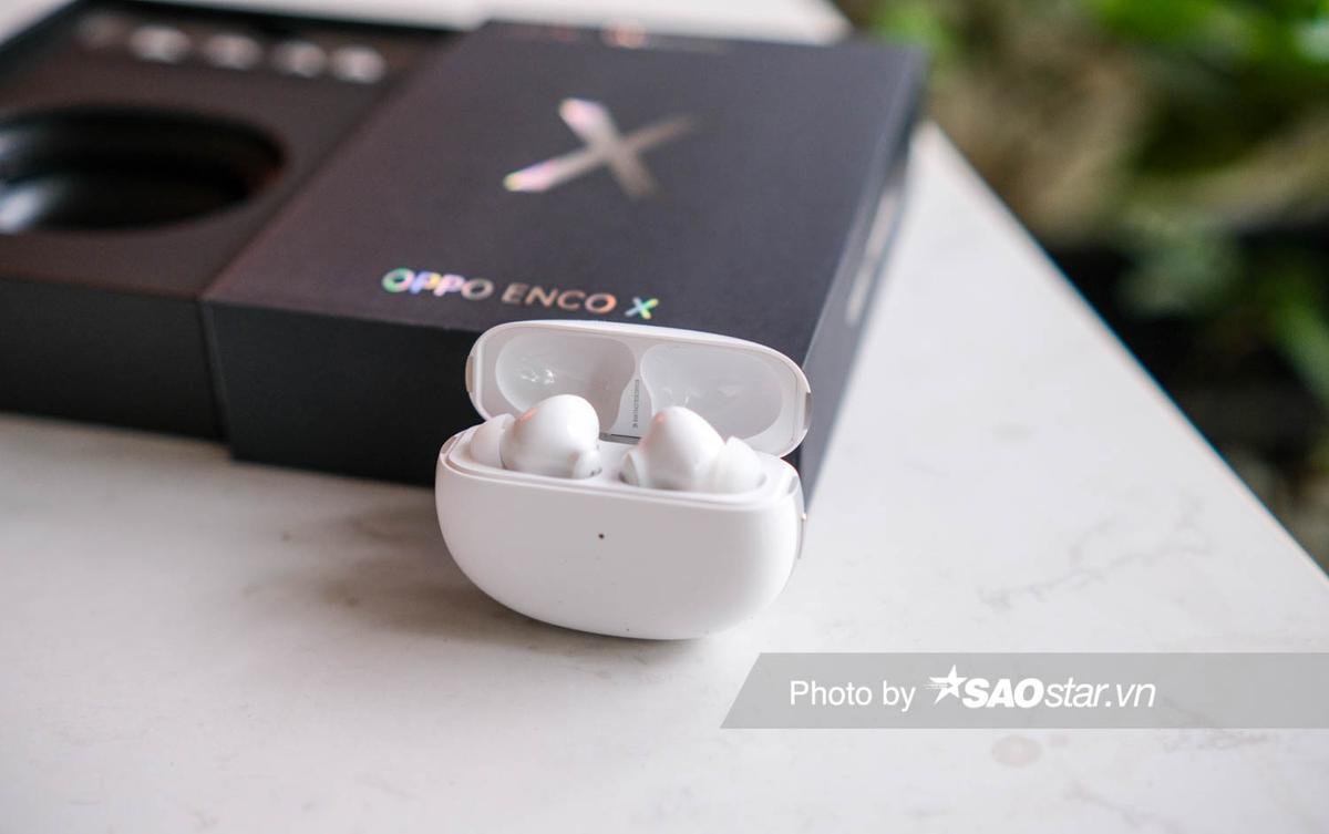 Trên tay tai nghe OPPO Enco X: Thiết kế ấn tượng, âm thanh Dynaudio, hỗ trợ chống ồn chủ động Ảnh 4