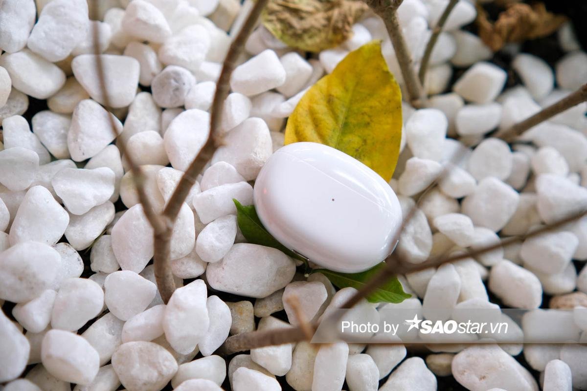 Trên tay tai nghe OPPO Enco X: Thiết kế ấn tượng, âm thanh Dynaudio, hỗ trợ chống ồn chủ động Ảnh 10