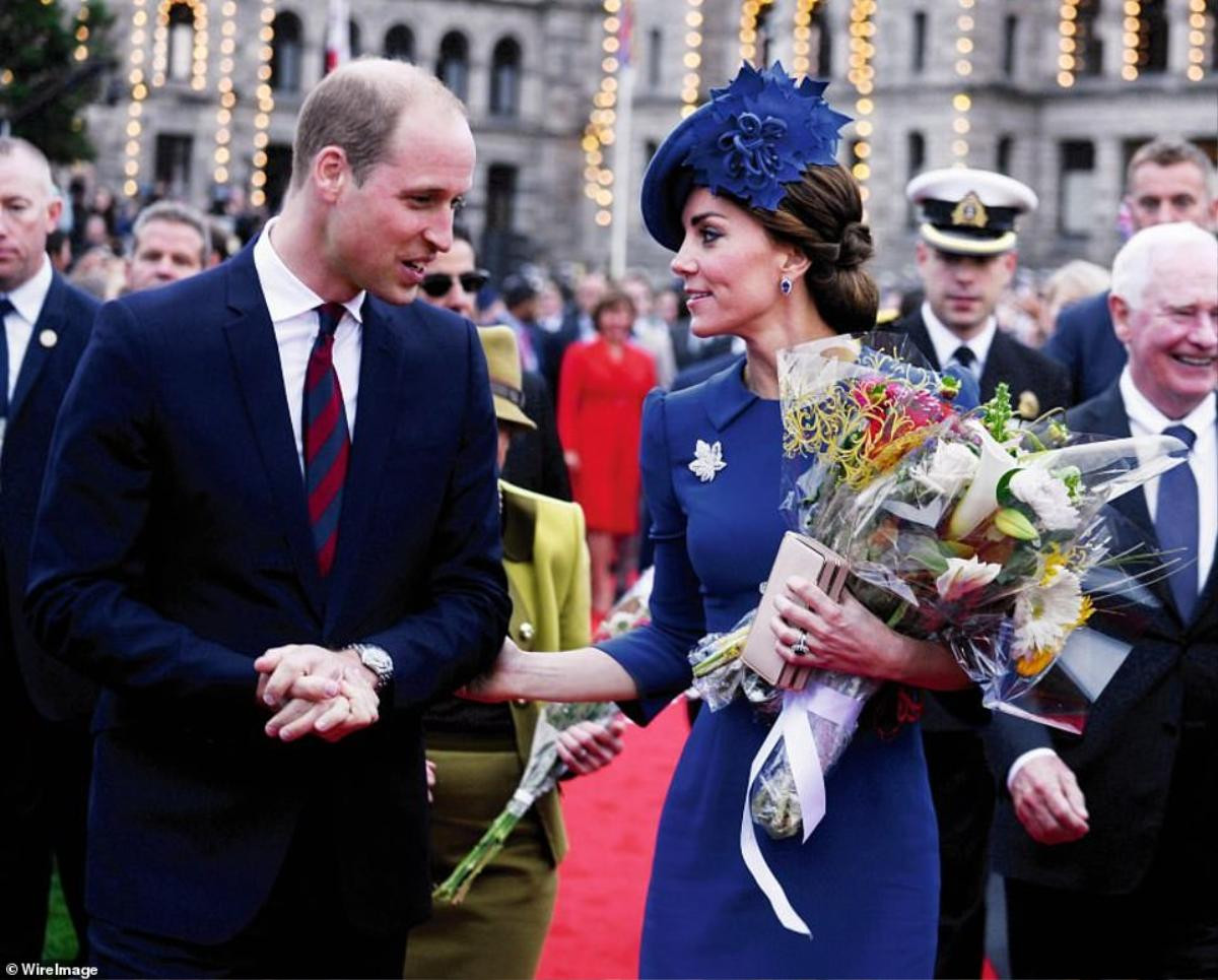 Loạt ảnh ngọt ngào kỷ niệm 10 năm ngày cưới William - Kate Ảnh 1