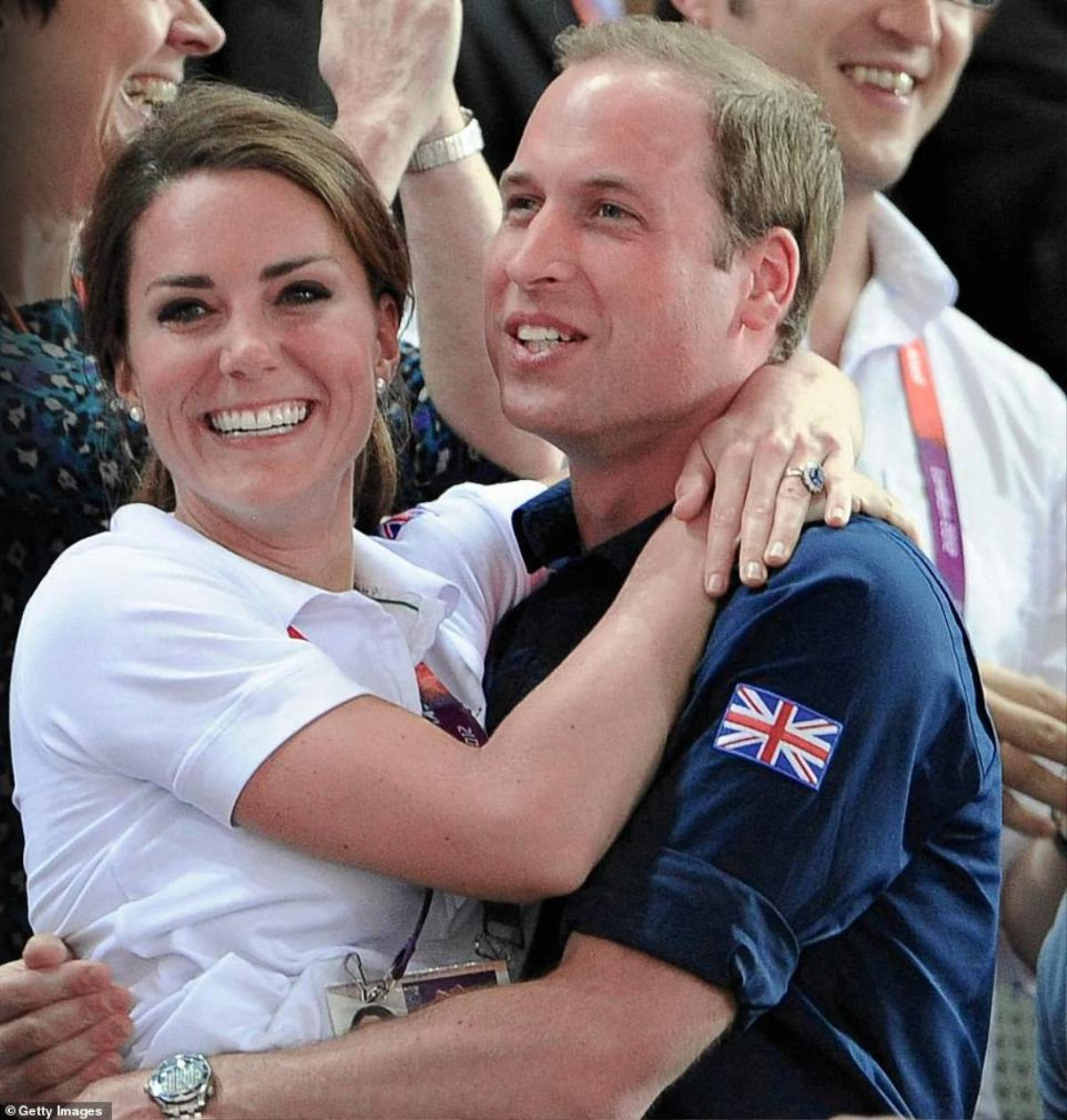 Loạt ảnh ngọt ngào kỷ niệm 10 năm ngày cưới William - Kate Ảnh 11