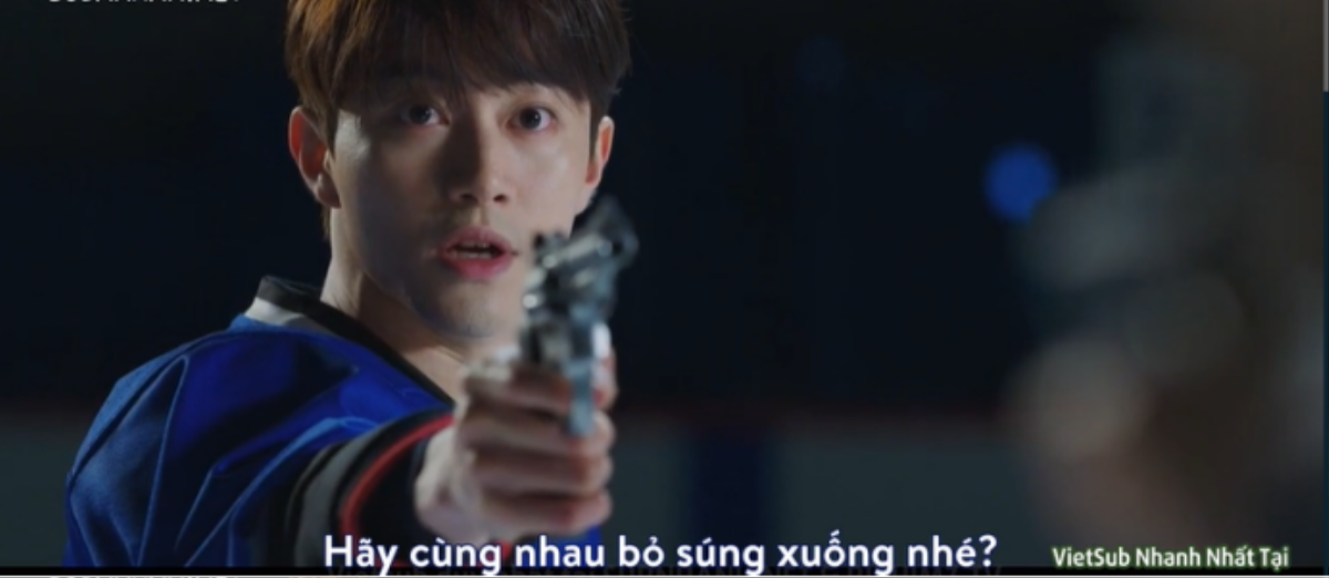 'Vincenzo' tập 17: Song Jong Ki ngã quỵ dưới súng của Jang Han Seo, giám đốc Han đích thị là trùm cuối! Ảnh 30