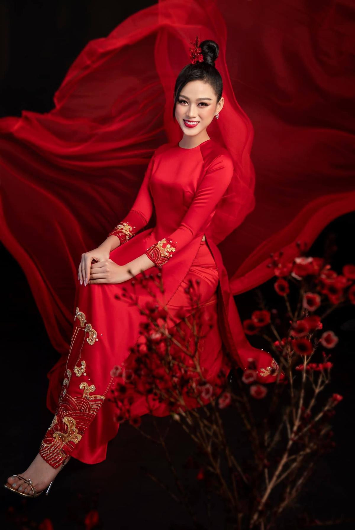 Nhan sắc rực rỡ của đại diện nước chủ nhà tại Miss World 2021: Đỗ Thị Hà nhất định phải dè chừng Ảnh 8