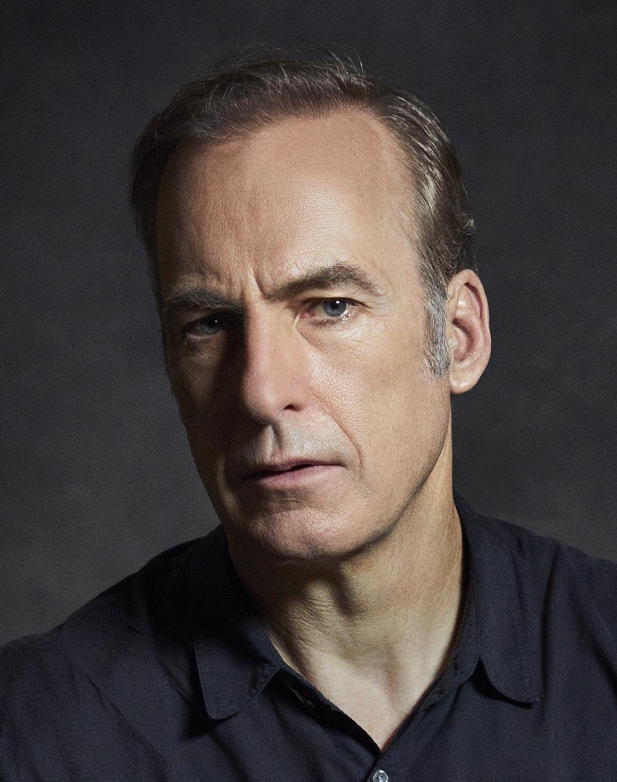 Bob Odenkirk - 'Già gân' tuổi 59 và vai diễn hành động... chẳng giống ai trong 'Kẻ vô danh' Ảnh 1