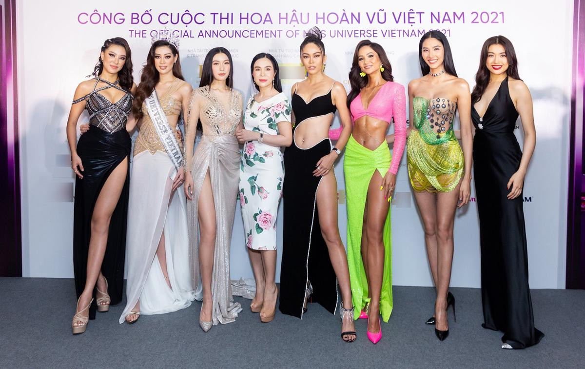 H'Hen Niê - Hoàng Thùy - Thúy Vân - Kim Duyên rạng rỡ đến cổ vũ Khánh Vân chinh chiến Miss Universe 2020 Ảnh 2