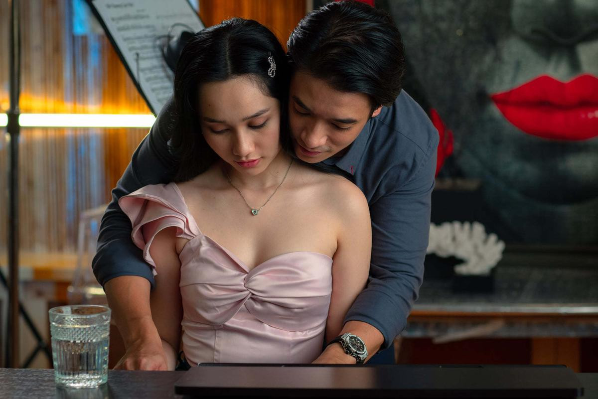 Review 'Thiên thần hộ mệnh': Bùa ngải, showbiz và mắt Trúc Anh đã hết 'biếc' Ảnh 6