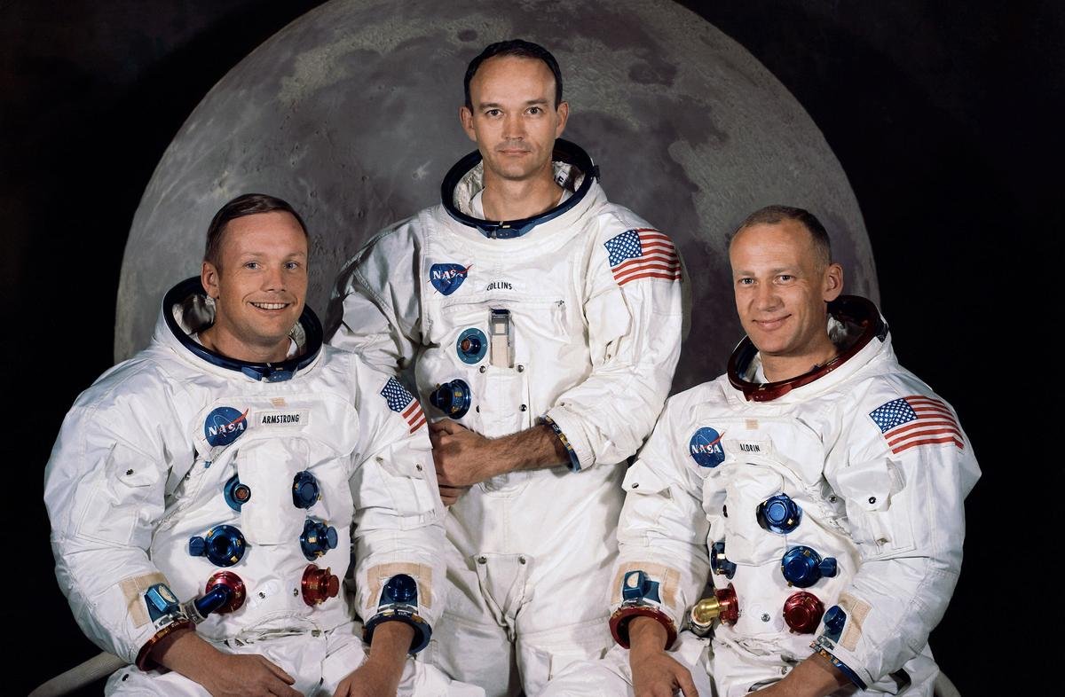 Michael Collins, một trong ba người bay lên Mặt Trăng trên tàu Apollo 11, vừa qua đời ở tuổi 90 Ảnh 2