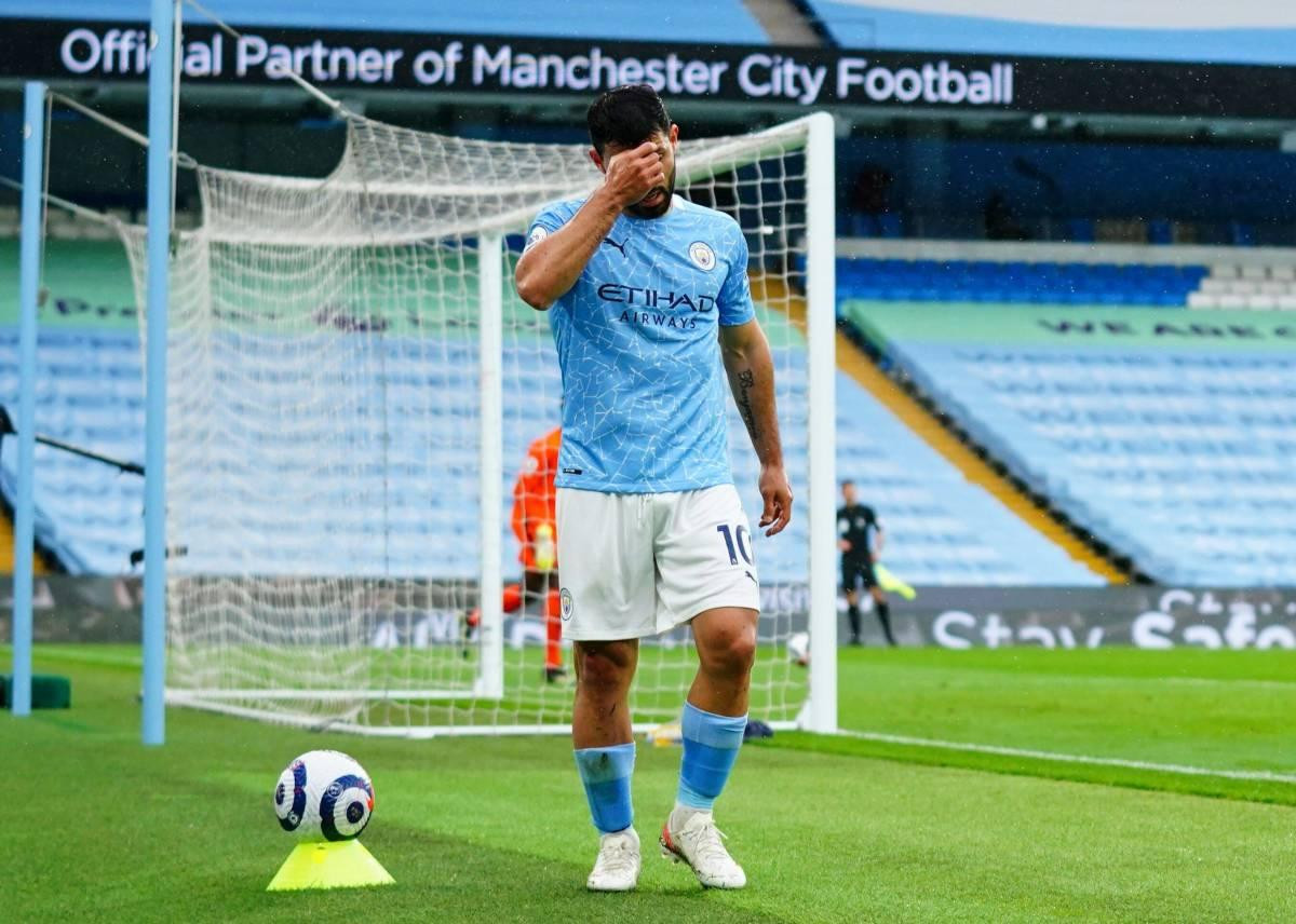 Aguero lên tiếng sau lỗi sau quả sút panenka siêu tệ khiến Man City chưa thể lên ngôi vô địch Ảnh 2