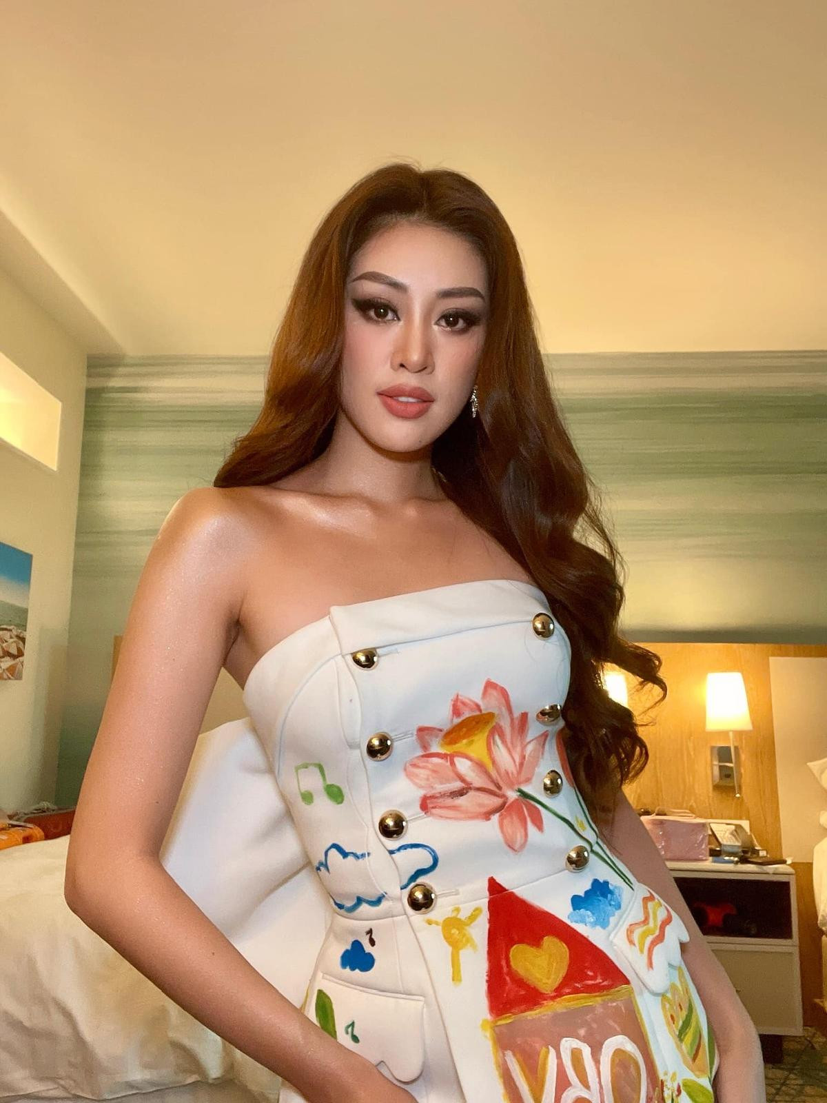 Sát giờ G - Missosology đưa Khánh Vân cán đích Top 10 và 'đẩy' Philippines lên á hậu 4 Miss Universe Ảnh 8