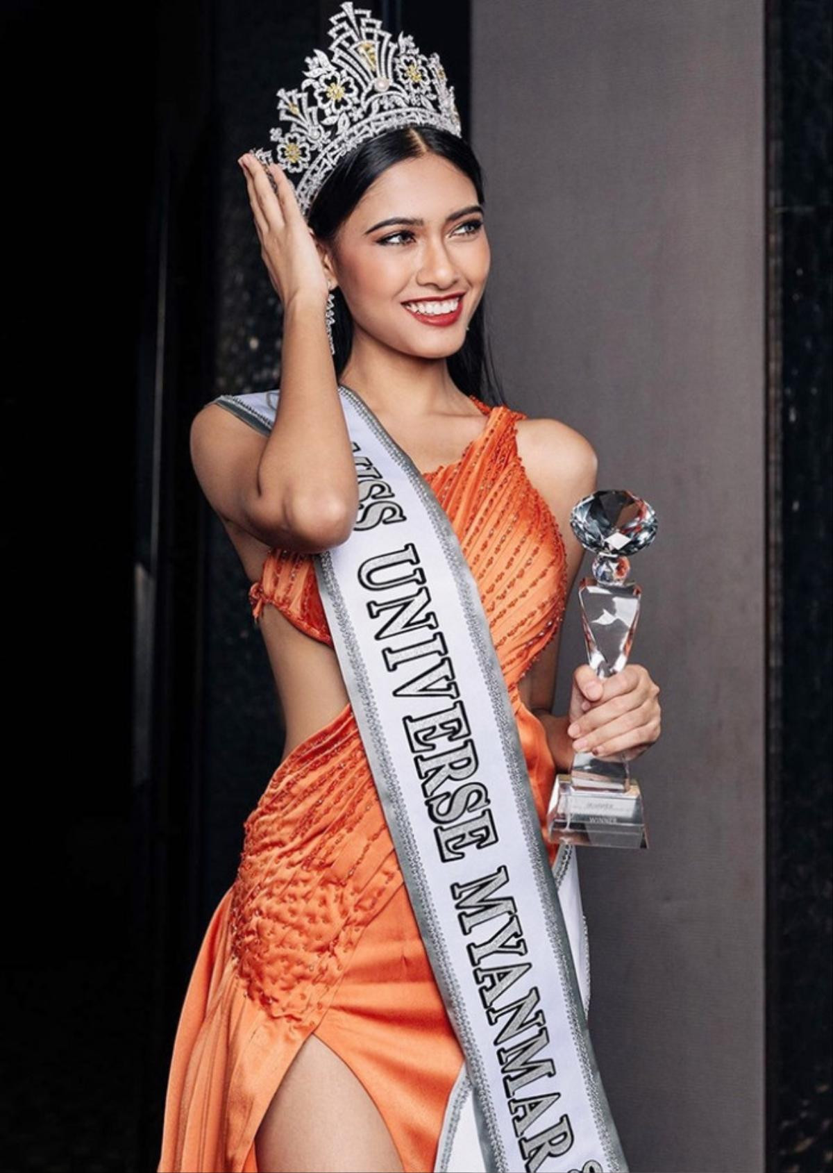 Miss Universe 2020: Có nên đổi giải Trang phục dân tộc đẹp nhất thành Miss nỗ lực? Ảnh 4