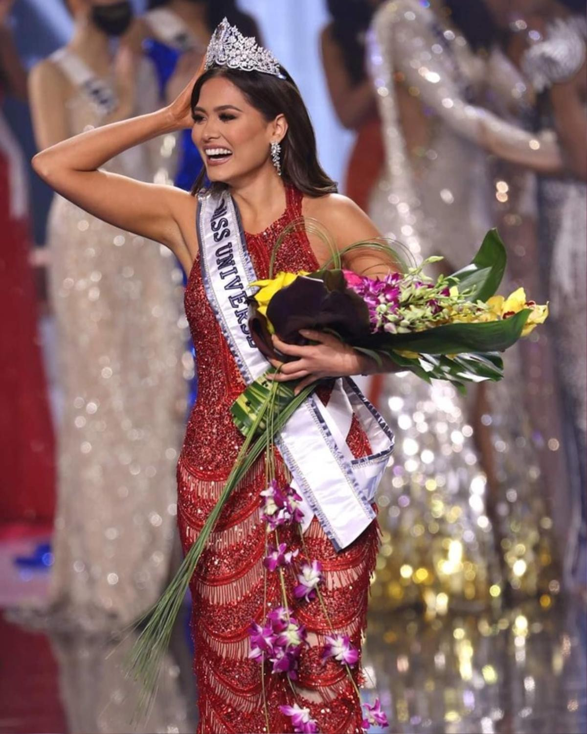 Lộ diện bản nhạc nền bị chê dìm Khánh Vân và thí sinh trong đêm chung kết Miss Universe 2020 Ảnh 1