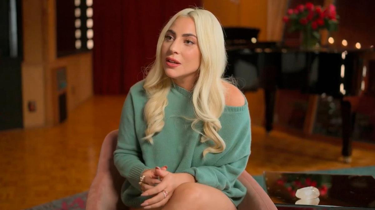 Lady Gaga gây sốc khi lần đầu tiết lộ chuyện bị lạm dụng và phá thai khi chỉ mới 19 tuổi Ảnh 6