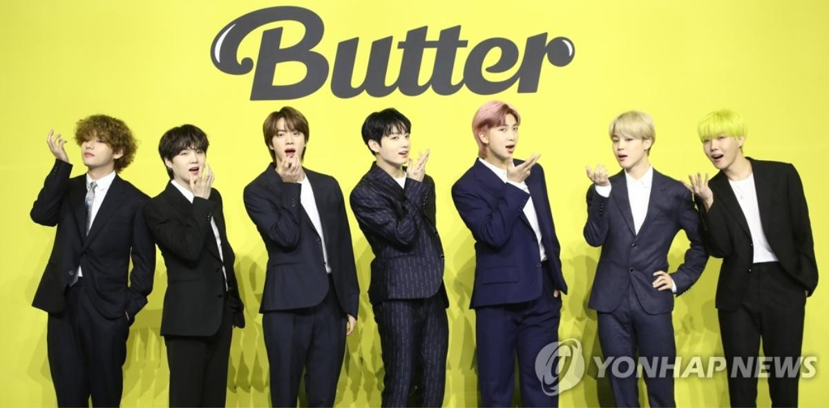 Ngắm nhìn loạt khoảnh khắc BTS 'thật là vàng tươi' trong họp báo comeback Butter Ảnh 6