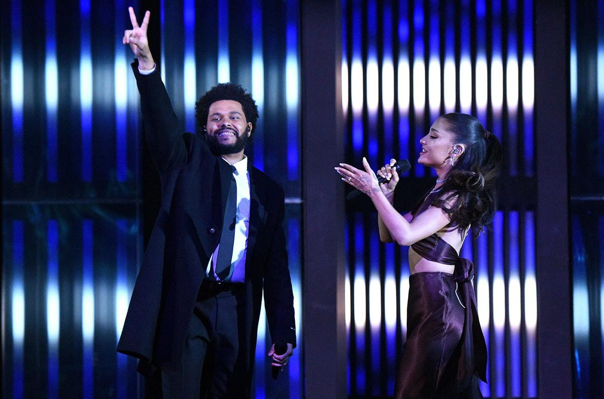 Hồ Ngọc Hà 'mê chữ ê kéo dài' sân khấu của The Weeknd - Ariana Grande tại iHeartRadio Music Awards Ảnh 3