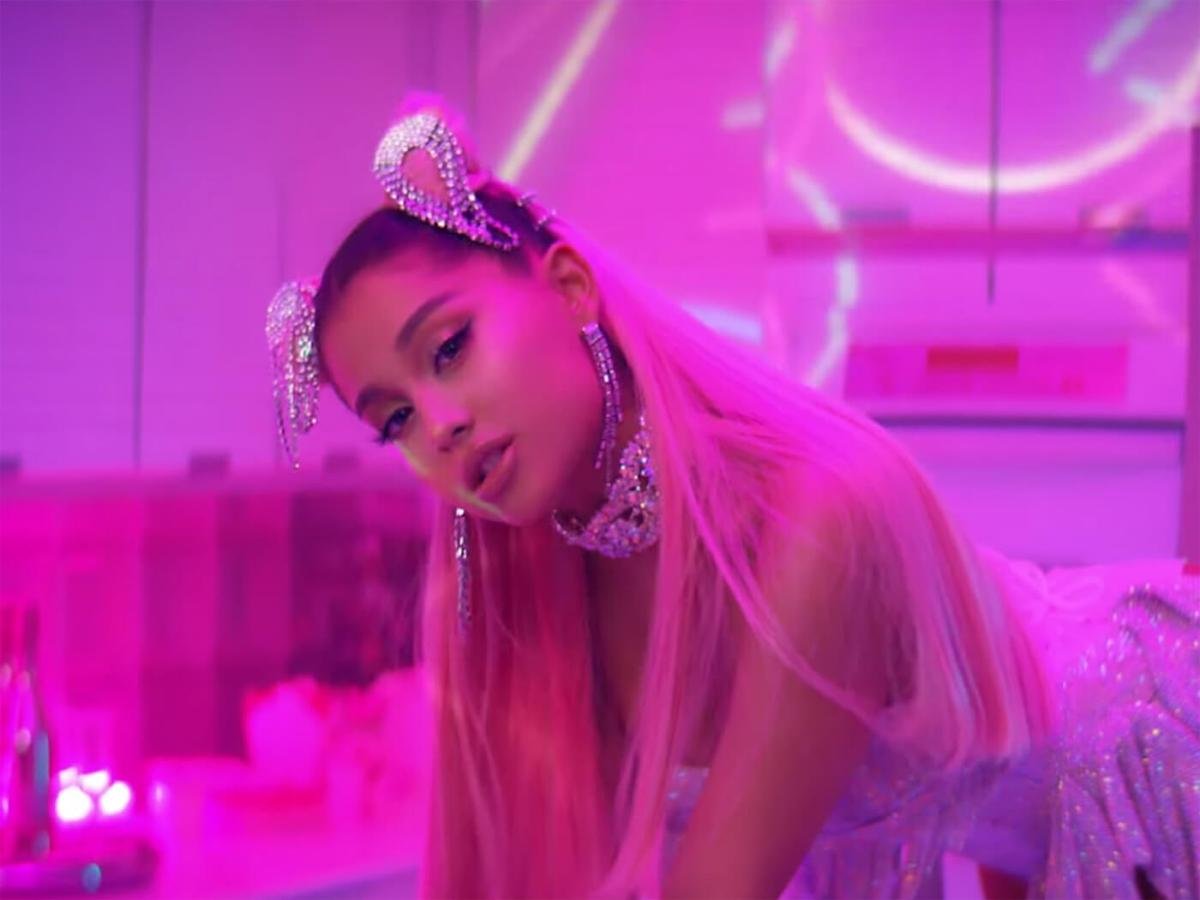 Gia tài MV tỷ view của Ariana Grande chính thức gọi tên '7 Rings' Ảnh 2