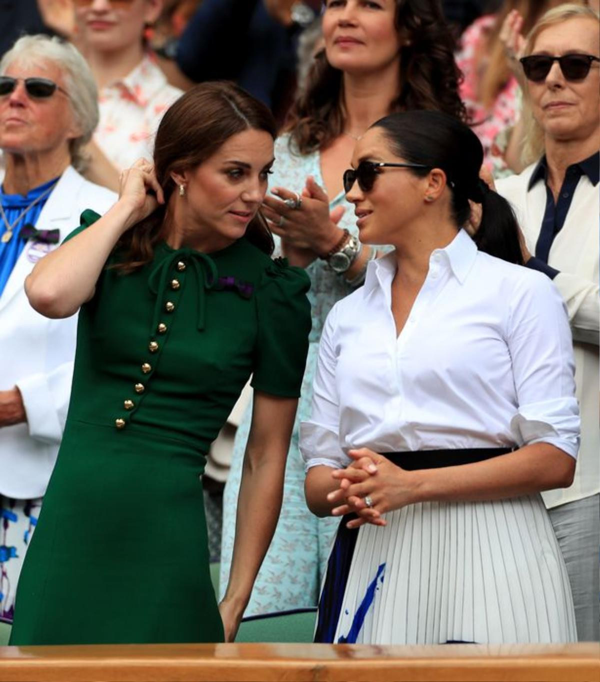 Meghan bí mật gọi điện nhờ Kate giúp đỡ giữa 'tâm bão' do Harry gây nên? Ảnh 1