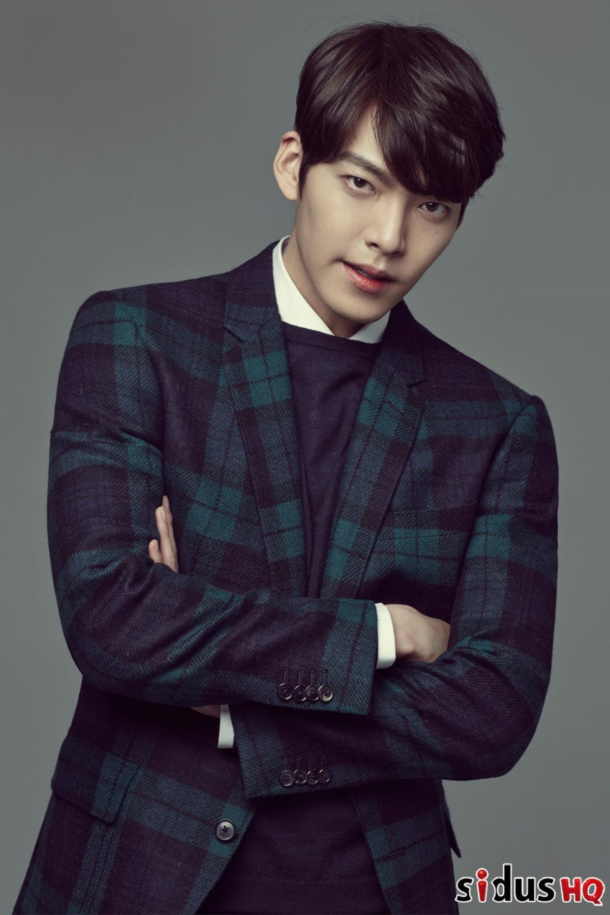 Phim 'Our Blues' của Shin Min Ah và Kim Woo Bin kết nạp thêm trai đẹp mới Ảnh 2