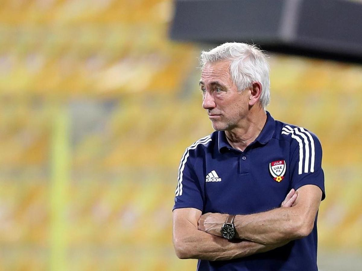 HLV Bert van Marwijk: 'Tôi hơi tức vì tuyển Việt Nam chơi quá hay' Ảnh 1