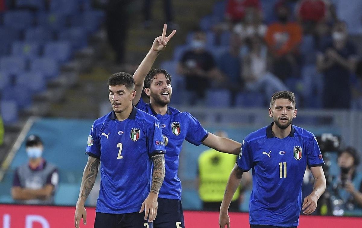 Italy trở thành đội tuyển đầu tiên vượt qua vòng bảng EURO 2020 Ảnh 1