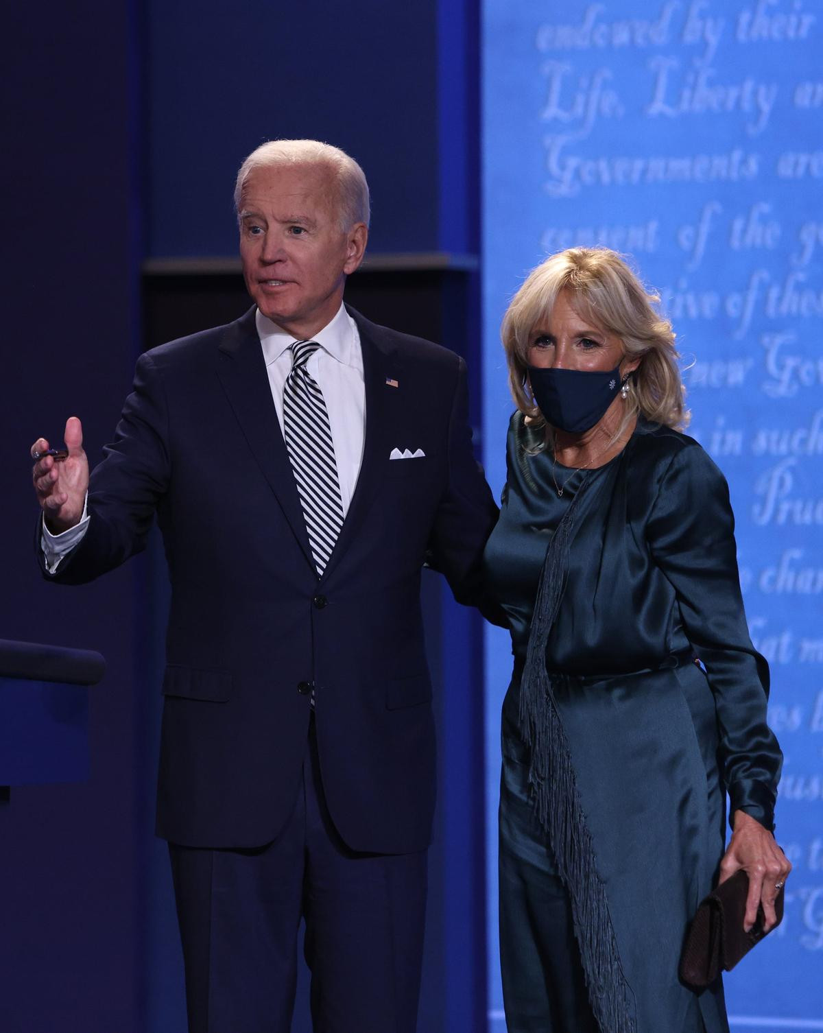 8 lần bà Jill Biden dùng trang phục để bày tỏ quan điểm cá nhân Ảnh 2