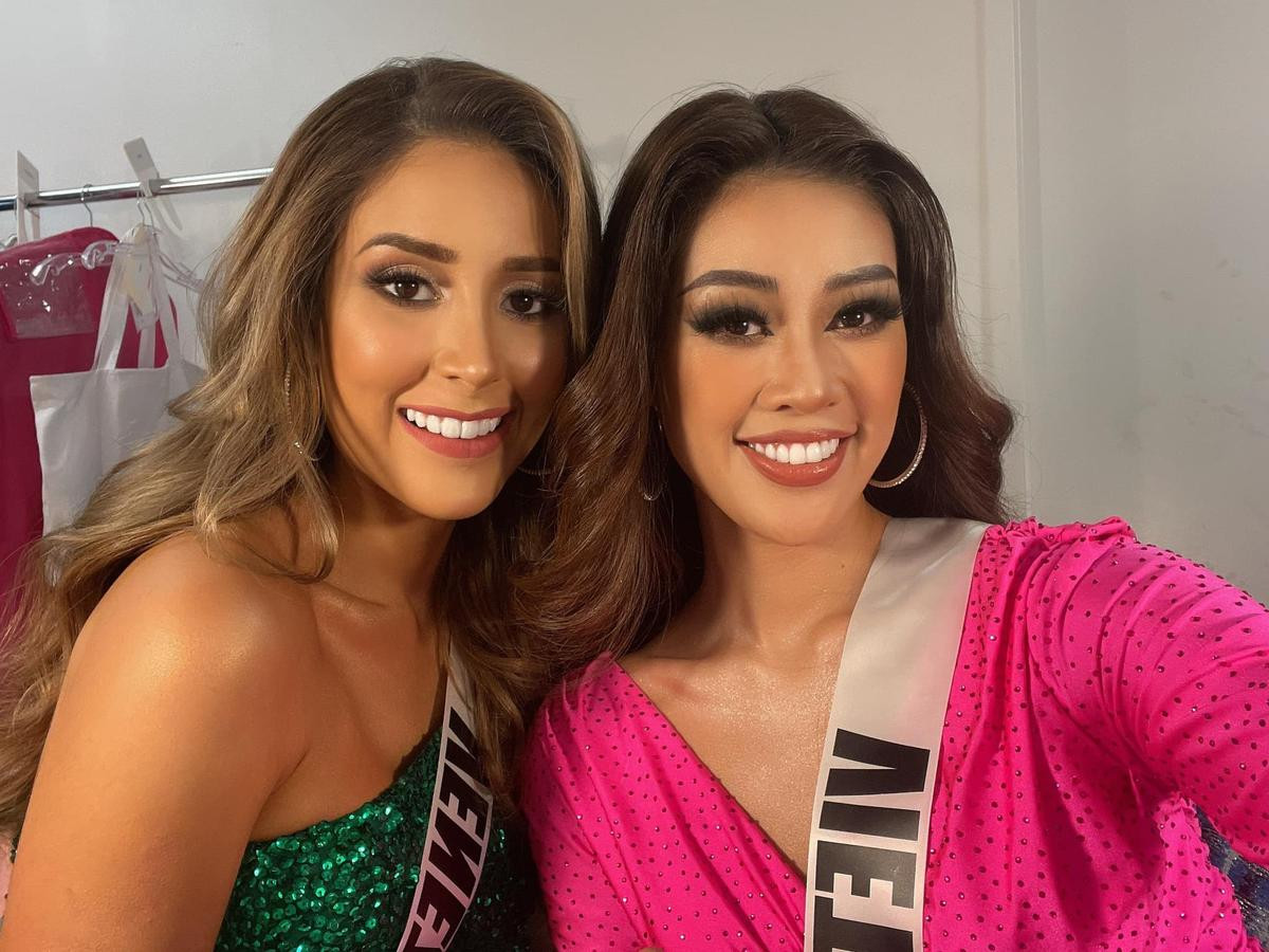 Hé lộ bộ ảnh được Khánh Vân giấu kín tại Miss Universe 2020: 'Nhớ lắm kỉ niệm 2 chị em uốn tóc cho nhau' Ảnh 2